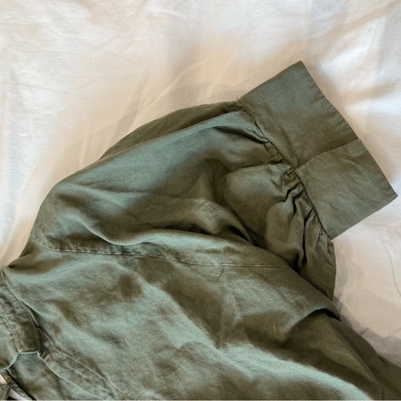 TRT Green Linen Top - Picture 4 of 5